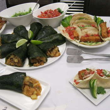 cozinha-mexicana-poblano-relleno-e-fish-tacos-poblano-recheado-e-tacos-de-peixe